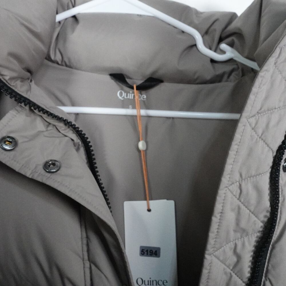 New Quince Women's Small Responsible Down Long Puffer Jacket Morel Gray 0177 - Picture 9 of 10